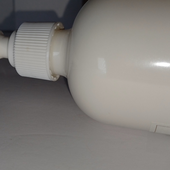 FHF Coconut Cream Shea Butter Skin Care 8fl.oz Pump Bottle - Picture 3 of 11